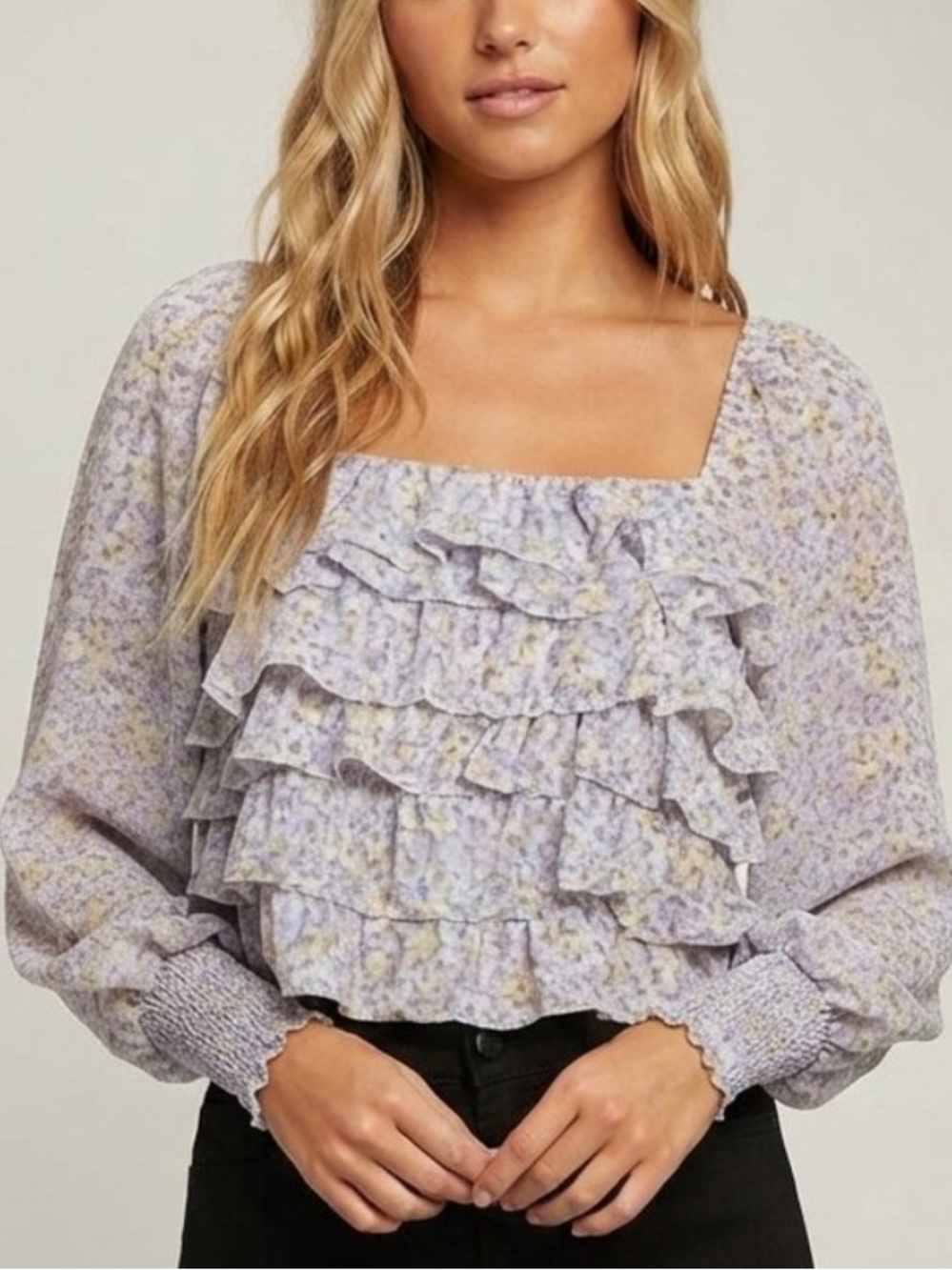 ASTR The Label Sweet Floral Peasant Ruffled Smocked Blouse Medium 57035